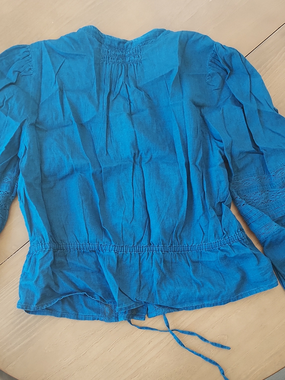 GAP Two Blouse Bundle - Picture 4 of 7